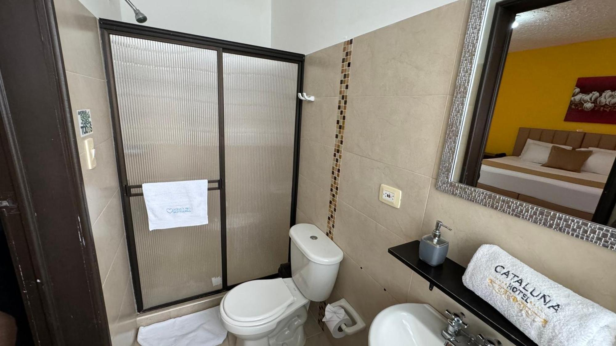 Hotel Cataluna - Soluciones Hoteleras เปเรย์รา ภายนอก รูปภาพ